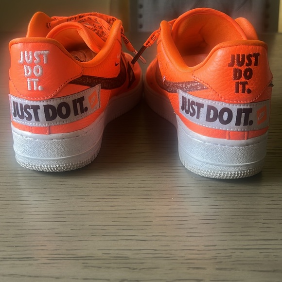 Nike Air Force 1 low Just Do it sneakers size 8.5 - Picture 3 of 6